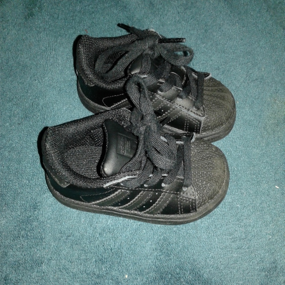 baby boy shell top all black original adidas